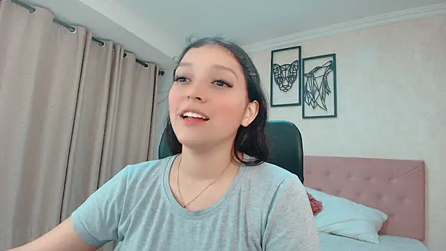 littlemolly walcott online show from May 2026 01:24:02 AM