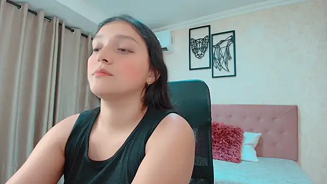 Snapshot of littlemolly_walcott chatting on June 2026 10:59:02 PM littlemolly walcott online show from June 2026 10:59:02 PM