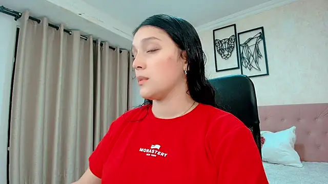 littlemolly walcott online show from March 2026 10:46:01 PM