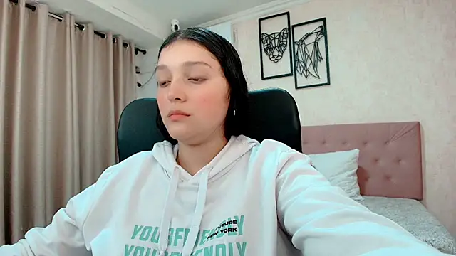 littlemolly walcott online show from March 2026 02:04:01 AM