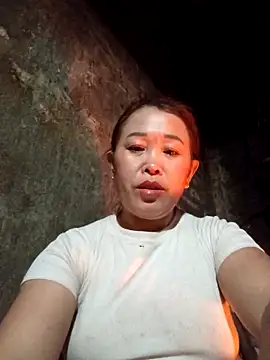 dakota-kis online show from March 2026 11:28:01 PM