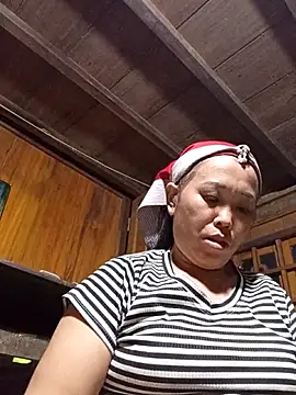 dakota-kis online show from February 2026 12:24:01 PM