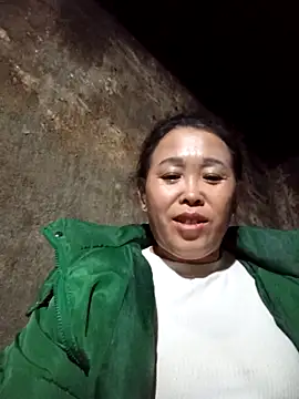 dakota-kis online show from February 2026 12:59:01 PM