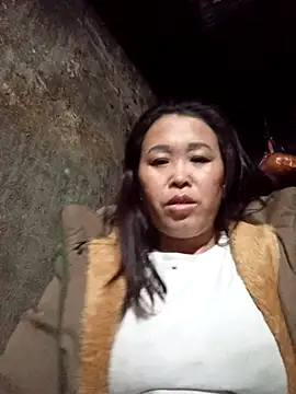 dakota-kis online show from February 2026 12:33:02 AM