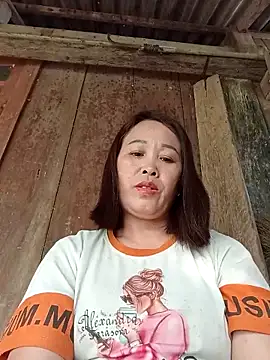 dakota-kis online show from April 2026 12:12:01 AM