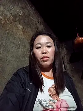 dakota-kis online show from February 2026 12:39:01 PM