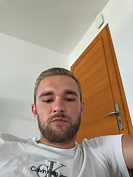 Benjamiinlt online show from June 2026 01:06:02 PM