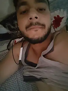 amazingboyyy12 online show from April 2026 08:43:01 AM