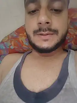 amazingboyyy12 online show from April 2026 07:53:02 AM