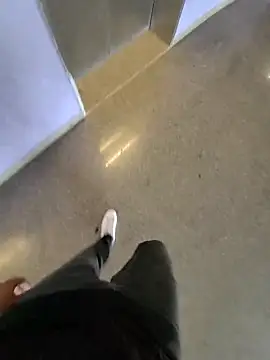 jerryrooh69 online show from April 2026 08:05:01 AM