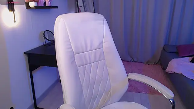 Haya Harareet online show from April 2026 07:32:02 AM