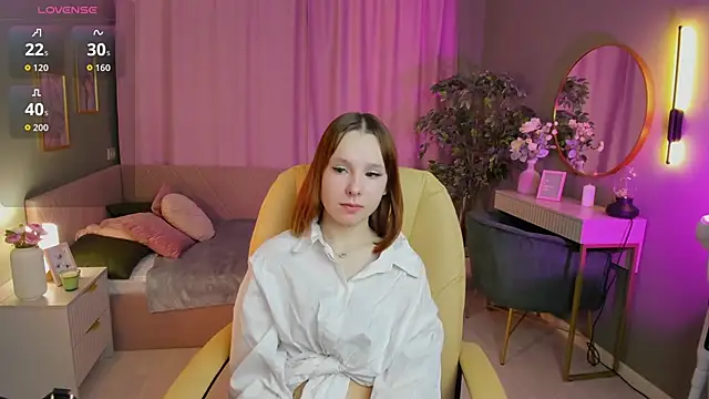 Haya Harareet online show from March 2026 07:47:01 AM