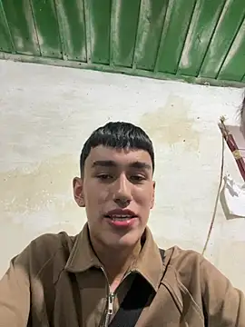 sweet twiink online show from July 2026 12:32:01 AM