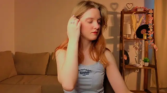 RennaHettes online show from March 2026 01:05:02 AM