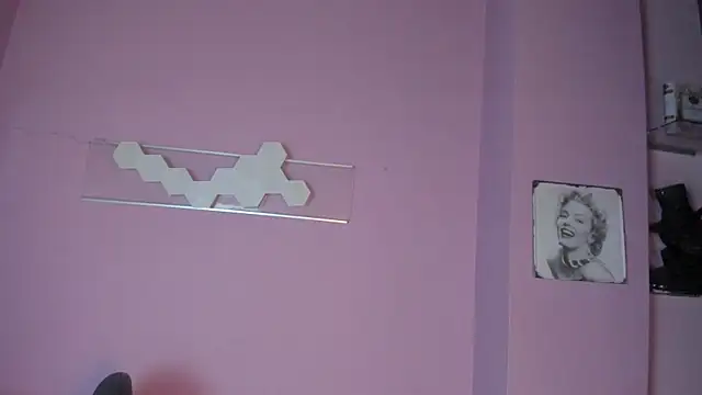 Isaa jonnes  online show from January 2026 03:10:02 AM