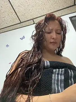 Scarlet auraa online show from March 2026 10:41:01 PM