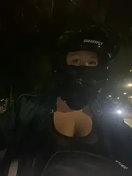 Scarlet auraa online show from January 2026 01:34:02 AM