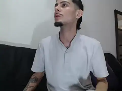 Snapshot of levconnor chatting on March 2026 07:36:02 PM levconnor online show from March 2026 07:36:02 PM