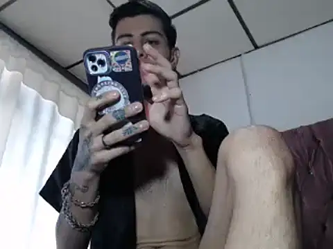 Snapshot of levconnor chatting on February 2026 03:23:02 PM levconnor online show from February 2026 03:23:02 PM