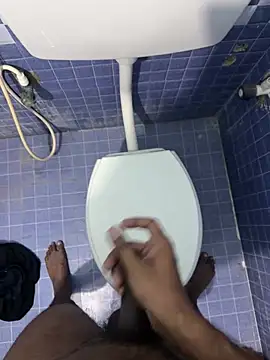 KneelForAlpha online show from April 2026 12:39:01 AM