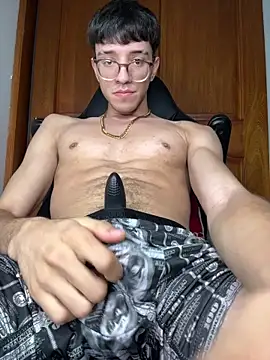 ArthurDavies  online show from February 2026 08:26:02 AM