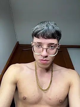 ArthurDavies  online show from March 2026 09:02:01 AM