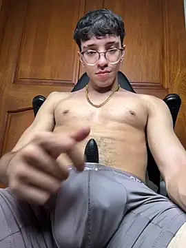 ArthurDavies  online show from March 2026 06:48:02 AM