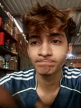 Snapshot of Andy_Kein chatting on February 2026 07:21:02 PM Andy Kein online show from February 2026 07:21:02 PM