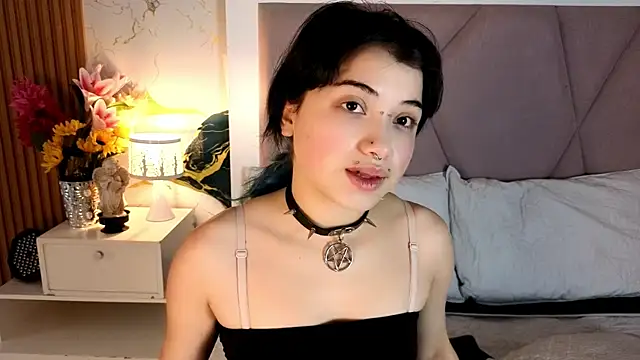 Snapshot of Sienna_Desiree chatting on July 2026 12:49:02 PM Sienna Desiree online show from July 2026 12:49:02 PM