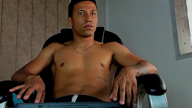 Liam Mush online show from March 2026 08:21:01 PM