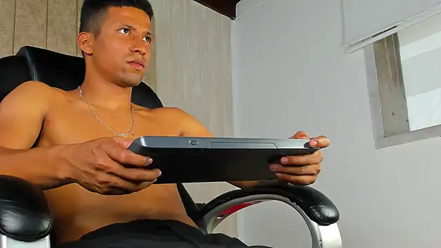 Liam Mush online show from March 2026 08:56:01 PM