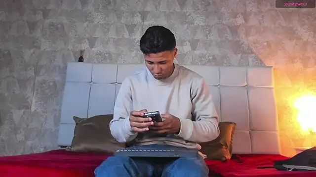 Snapshot of Liam_Mush chatting on June 2026 10:29:02 PM Liam Mush online show from June 2026 10:29:02 PM