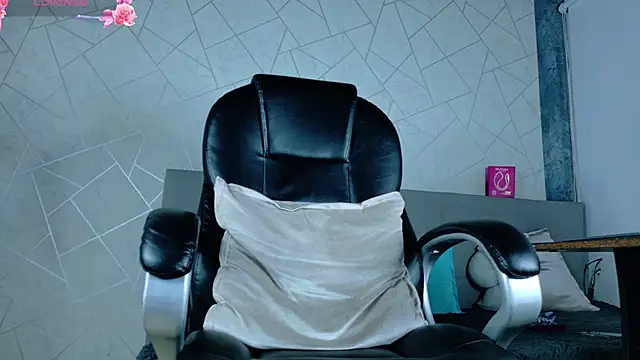 Snapshot of Liam_Mush chatting on July 2026 03:30:02 PM Liam Mush online show from July 2026 03:30:02 PM