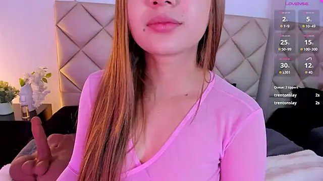 kitty whitte online show from May 2026 08:48:02 PM