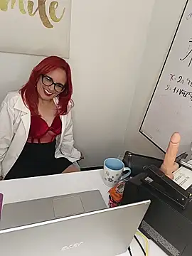 MarianaMonsalve  online show from February 2026 03:50:01 AM