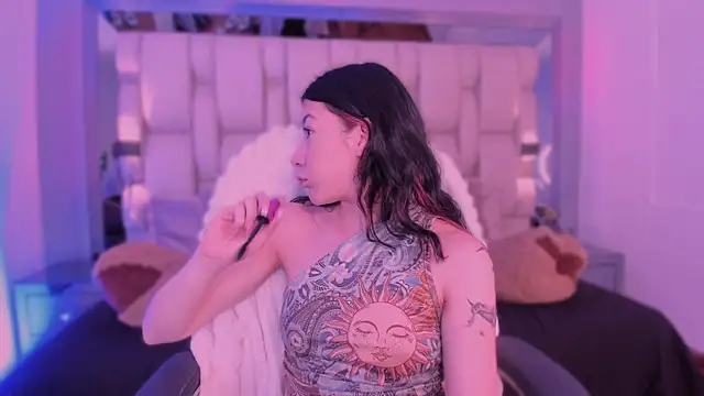 ElaRabbit online show from April 2026 12:11:01 PM