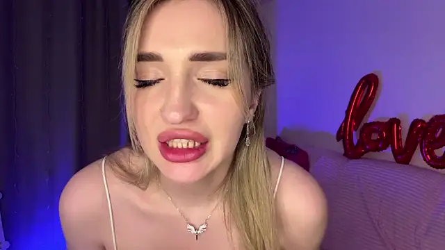  ViviV  online show from April 2026 10:16:01 PM