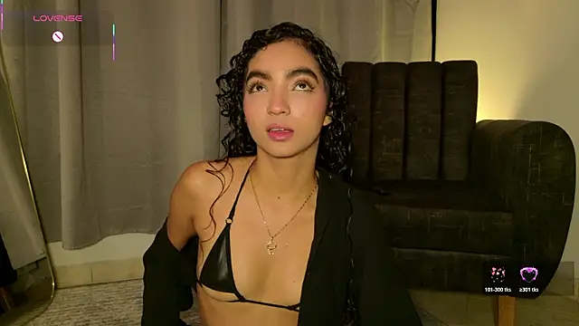 adelineevs online show from February 2026 02:08:01 AM