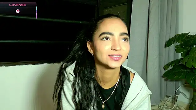 adelineevs online show from July 2026 12:00:01 AM