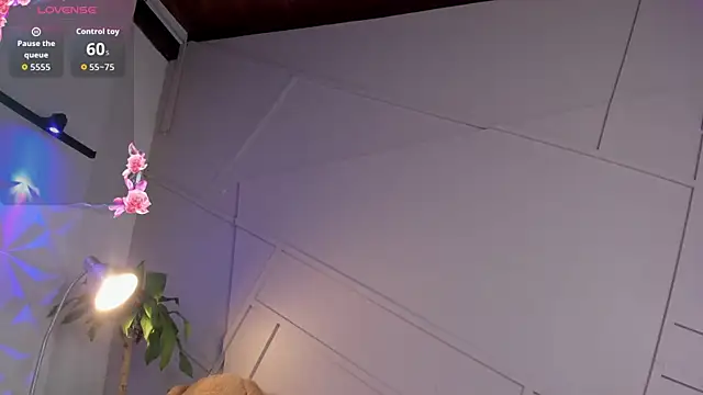 GabiSaenz  online show from April 2026 11:24:02 AM