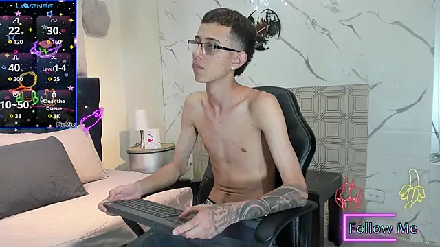 asher lux online show from April 2026 08:48:01 PM