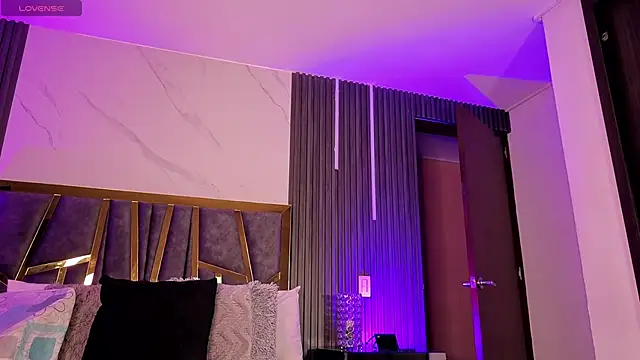 Chloe Connor online show from April 2026 06:19:02 AM