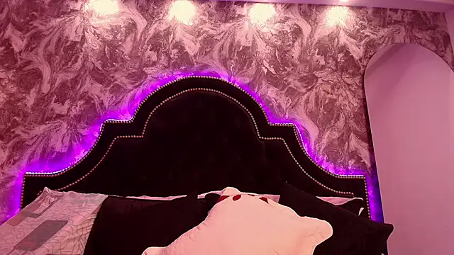 Chloe Connor online show from March 2026 09:43:02 PM