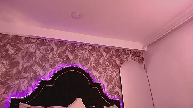 Chloe Connor online show from March 2026 02:16:01 AM