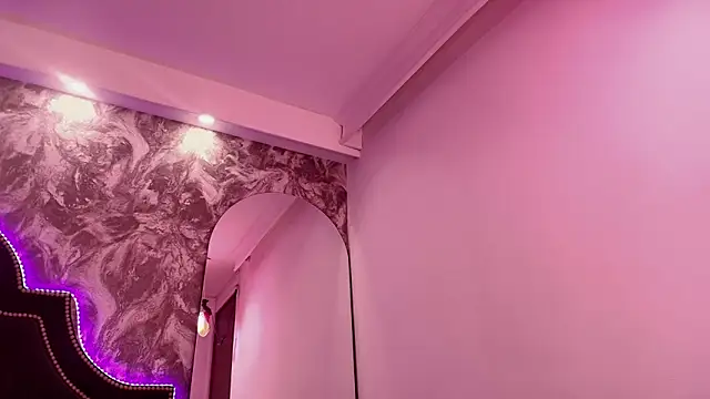 Chloe Connor online show from March 2026 03:55:01 AM