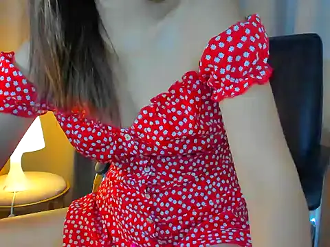 Snapshot of Andrea_bricks06 chatting on December 2024 07:36:02 AM Andrea bricks06 online show from December 2024 07:36:02 AM