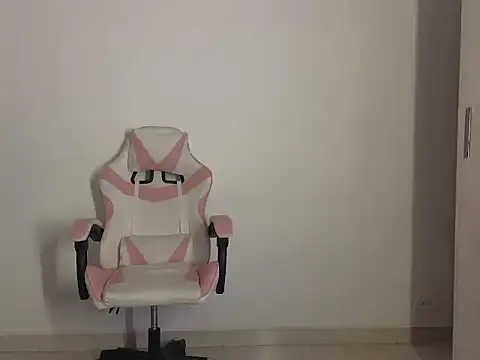 Daphne Grayy online show from February 2026 12:27:01 PM