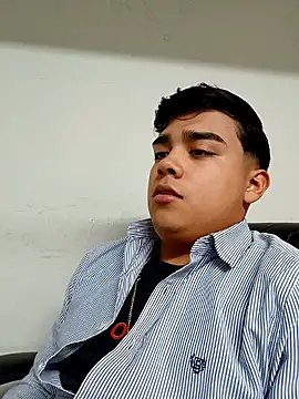 Yosoyelmismo-6737 online show from January 2026 11:11:02 PM