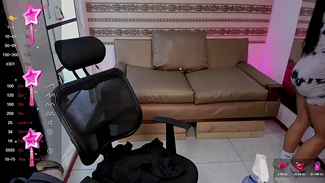 xxximena angels  online show from April 2026 07:10:02 PM