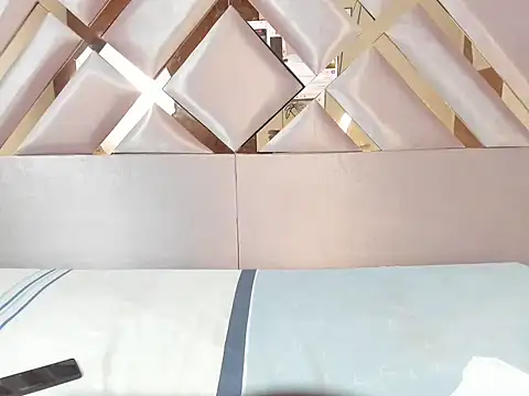 MiaKleinX online show from March 2026 08:21:02 PM